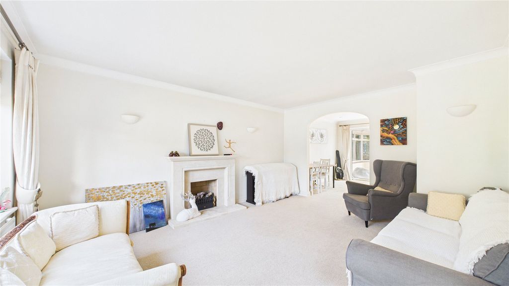 Property photo 2 of 28 Picture 2