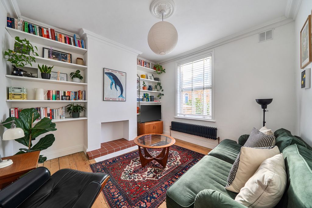 Property photo 3 of 27 Reception