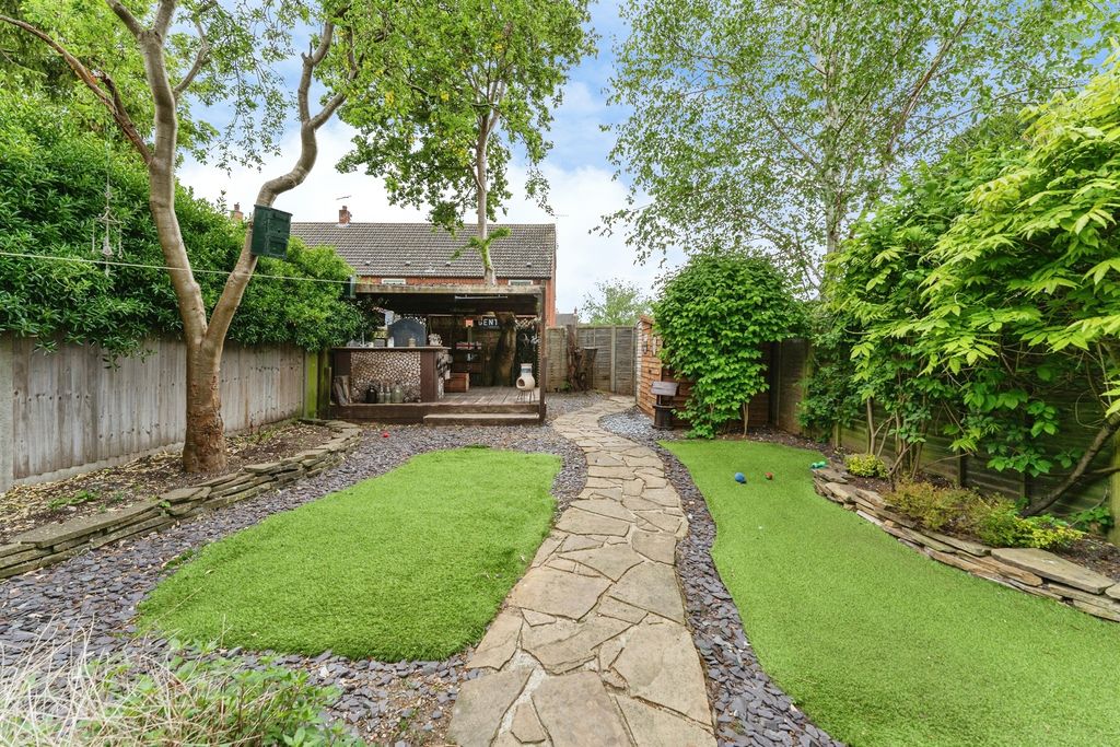 Property photo 3 of 18