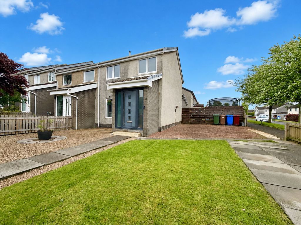 Property photo 1 of 31