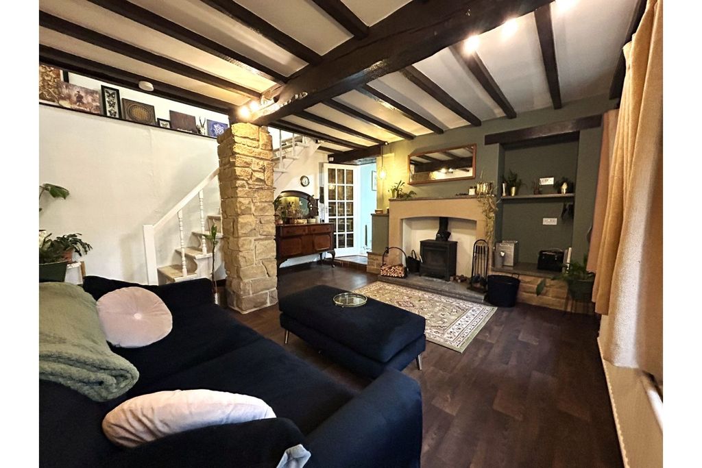 Property photo 2 of 29