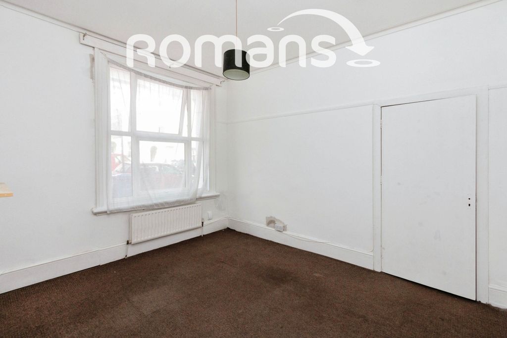 Property photo 3 of 9 Property Image