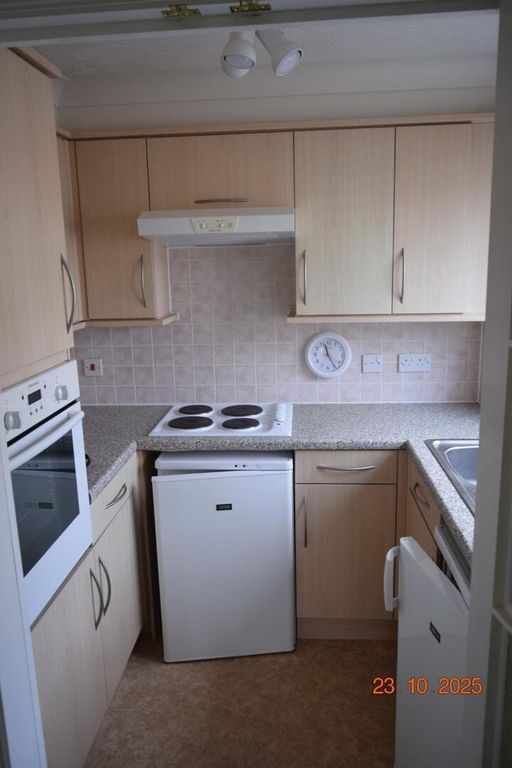 Property photo 2 of 15 Kitchen