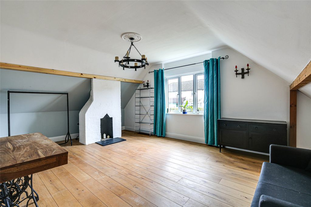 Property photo 3 of 18 Picture No. 09