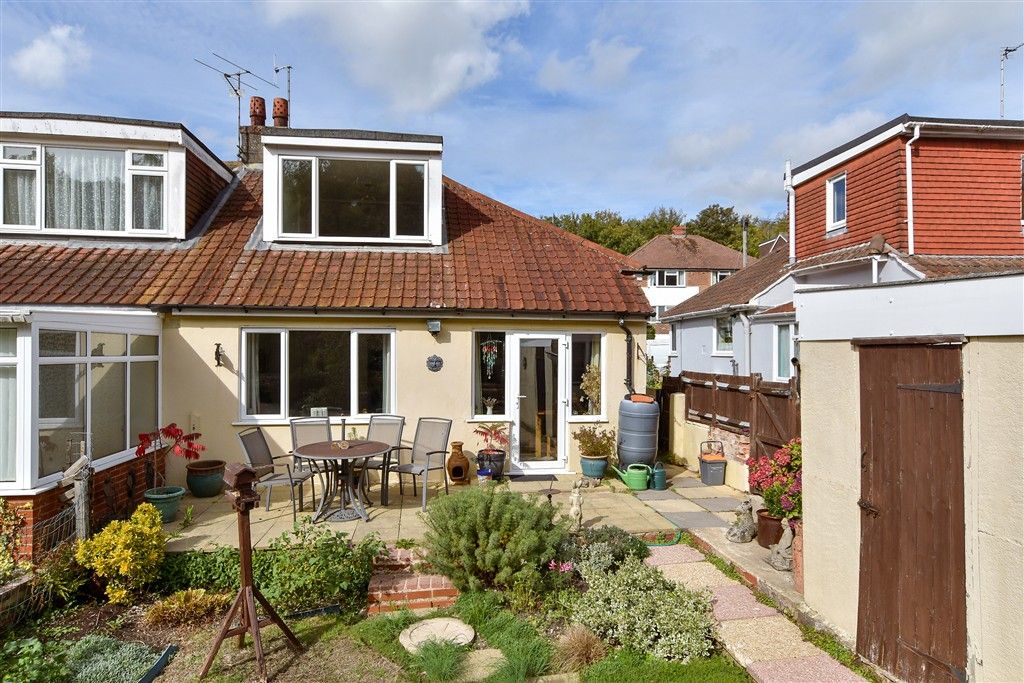 Property photo 3 of 16 External (Brochure)