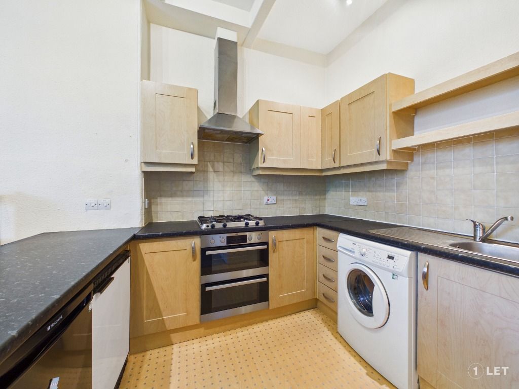 Property photo 3 of 11 Photo 3