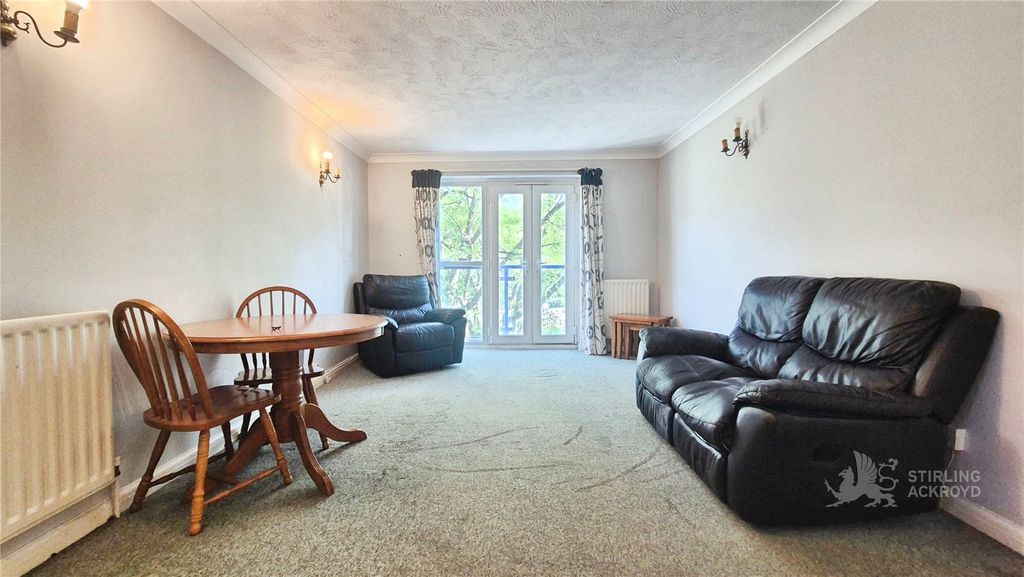 Property photo 2 of 10 Picture No. 20