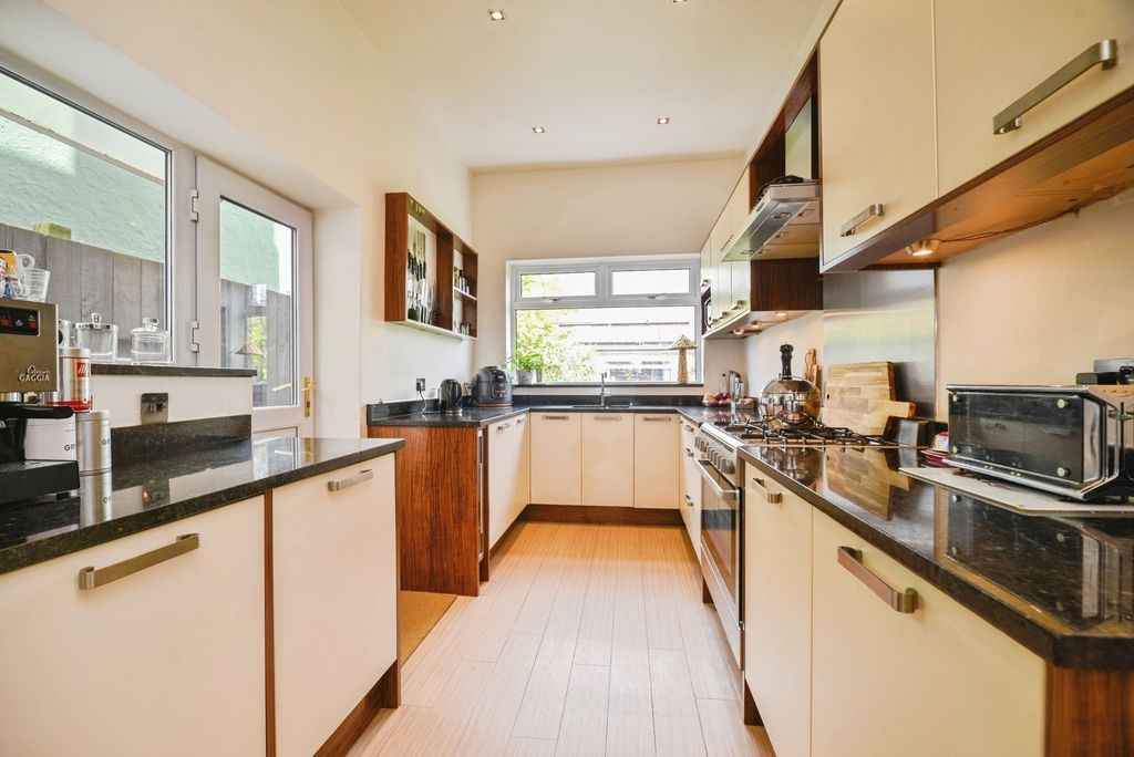 Additional image 5 of 4 bed semi-detached house for saleOxford Road, Middlesbrough, North Yorkshire TS5