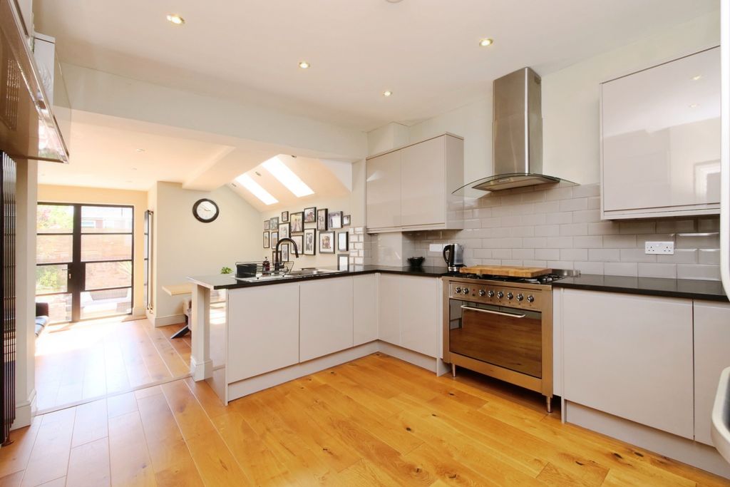 Property photo 2 of 15