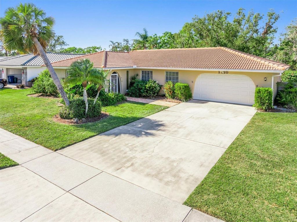 Property photo 1 of 1