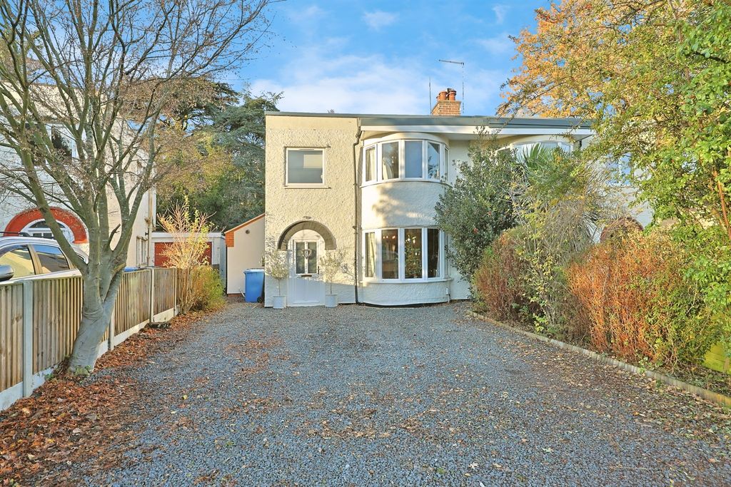 Property photo 1 of 26