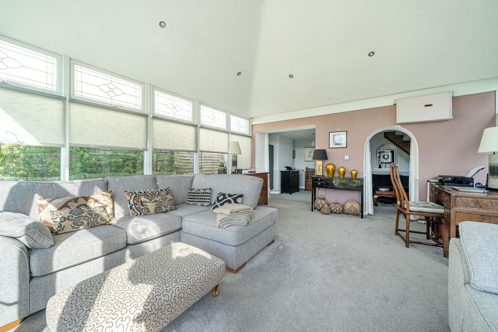 Property photo 2 of 20 1448621-3-69E9E696A08F0
