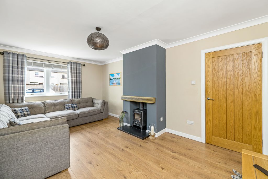 Property photo 3 of 17 Property Image 3