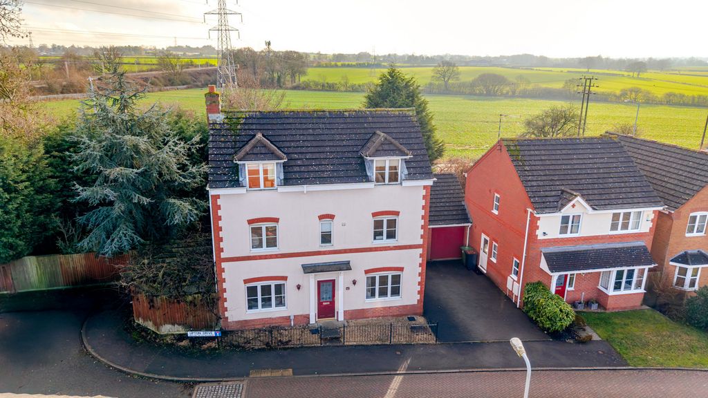 Property photo 1 of 28