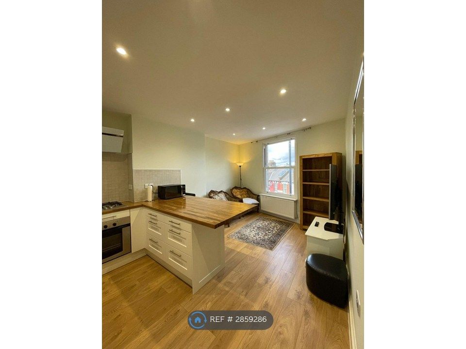 Property photo 1 of 10 Open Plan Living Room