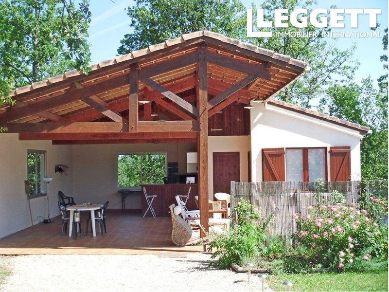 Property photo 2 of 10