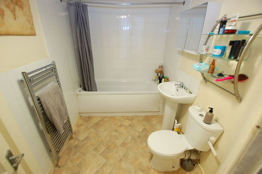 Property photo 2 of 12 Picture No. 03