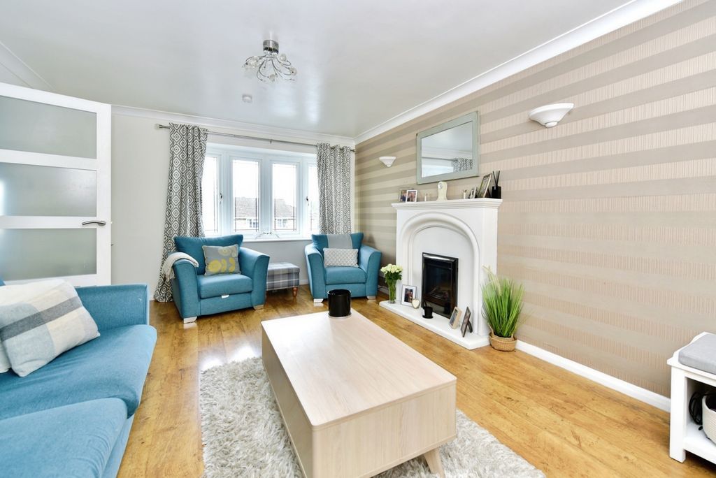 Property photo 2 of 18 Photo