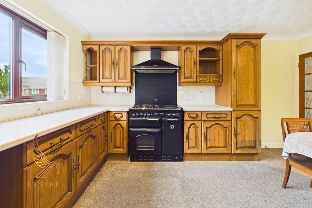 Property photo 3 of 34 39.Png