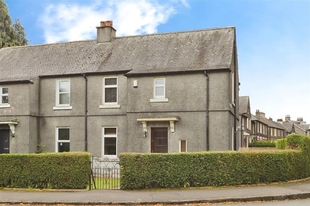Property photo 1 of 27