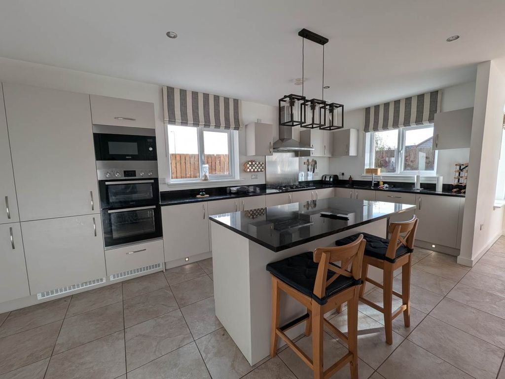 Property photo 1 of 20 Pxl_20251030_105533475