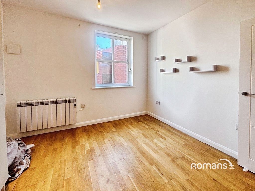 Property photo 3 of 7 Pbox-Img.Jpg