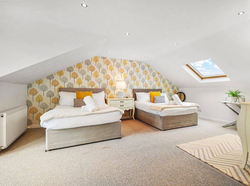 Additional image 19 of 2 bed flat for saleMonkton Road, Prestwick KA9