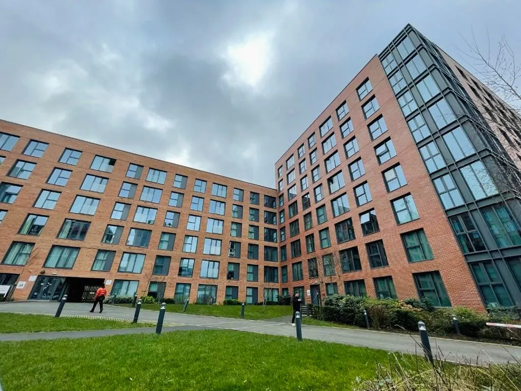 Apartment in Birmingham, Edgbaston, West Midlands - View 3