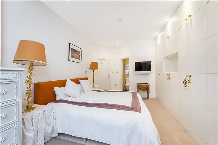 Property photo 3 of 13 Image