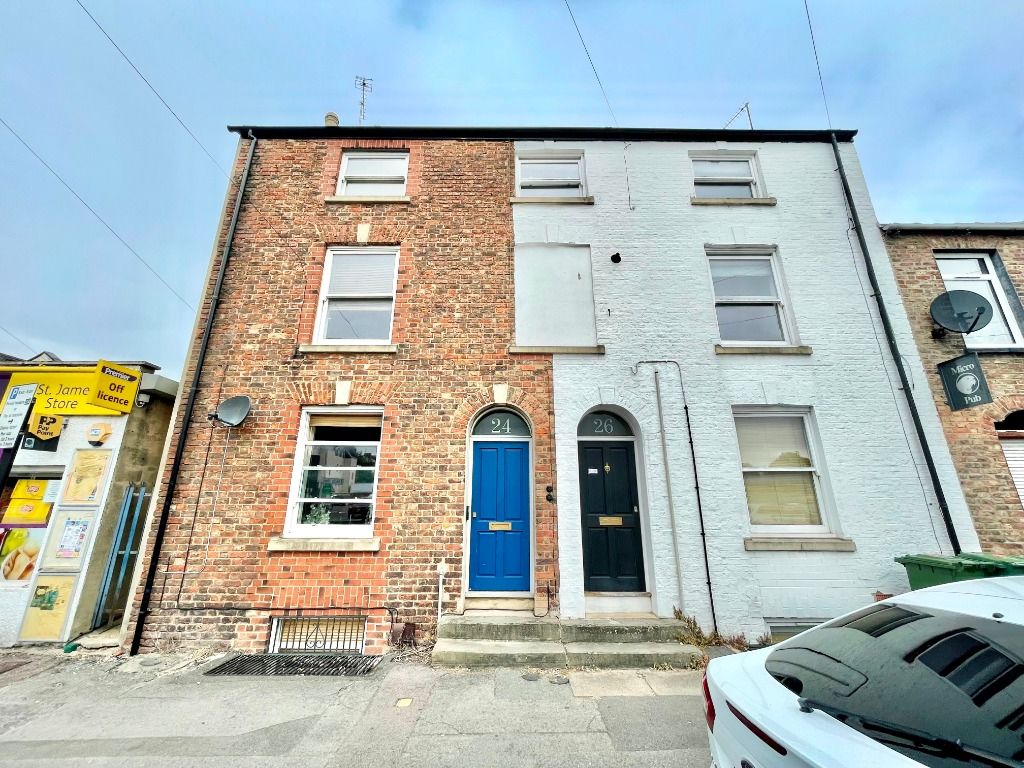 Property photo 2 of 14