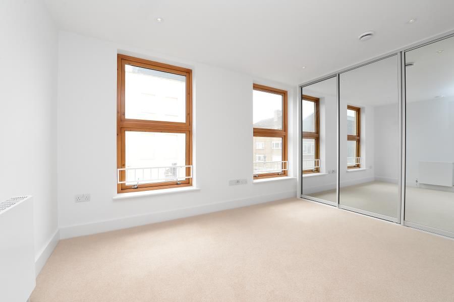 Property photo 3 of 6