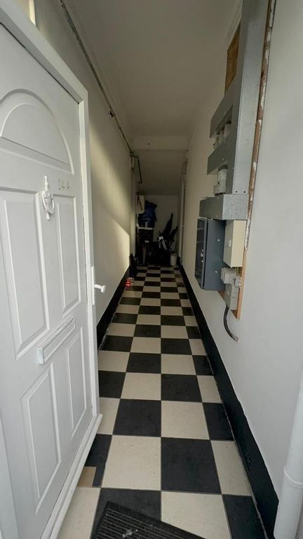 Property photo 2 of 26