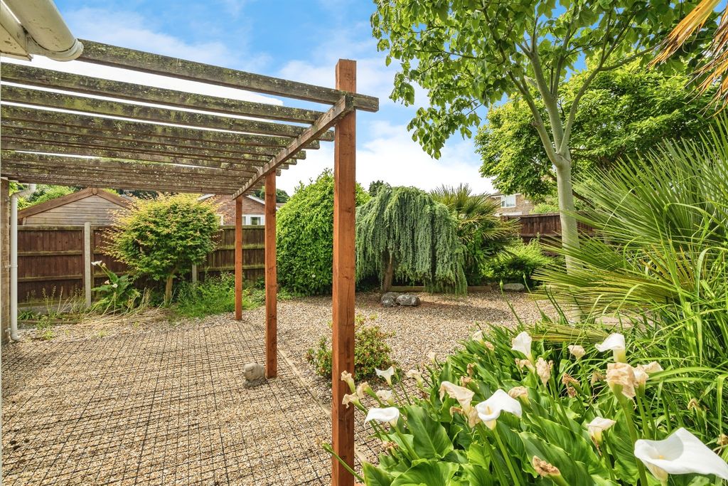 Property photo 3 of 17