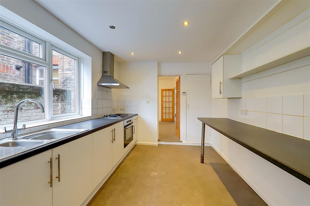 Property photo 2 of 12 Img_1259-Img_1261.Jpg