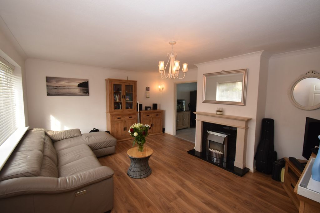 Property photo 2 of 18 Image 1