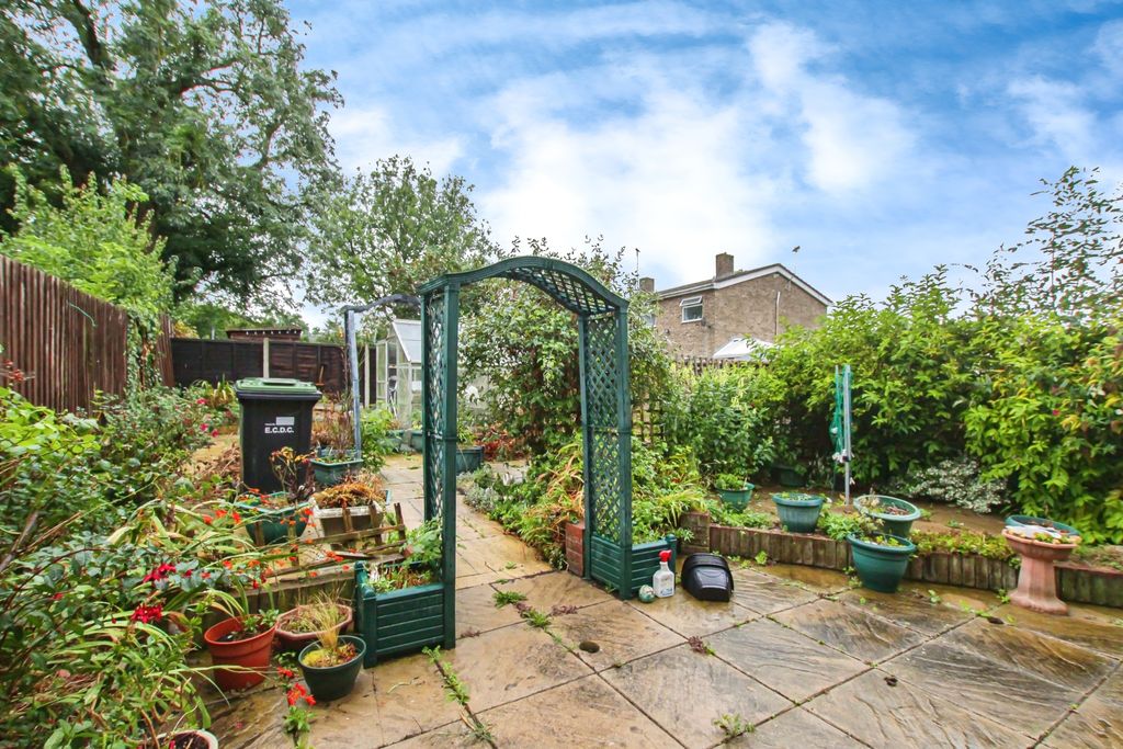 Property photo 3 of 17 Photography