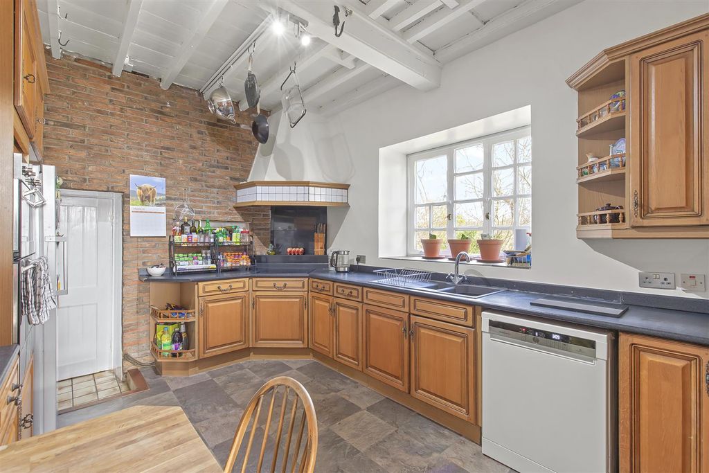 Additional image 8 of 9 bed property for saleOtley Road, Otley LS21