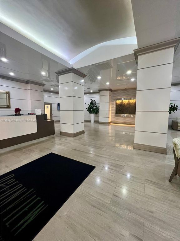 Property photo 2 of 18 <Alttext/>