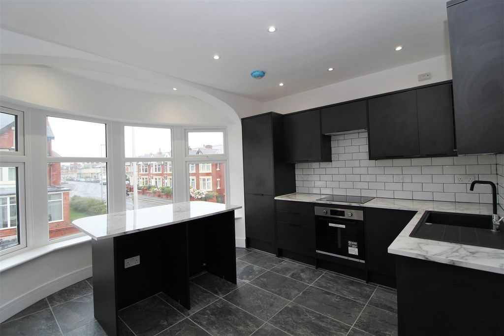 Property photo 2 of 9 Kitchen View 2.Jpg