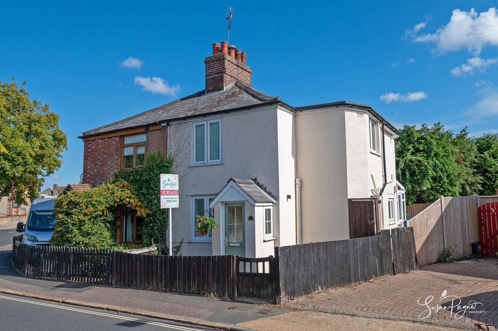 Property photo 1 of 23