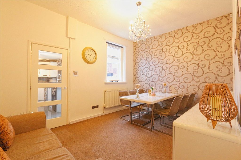 Property photo 3 of 12 Dining Room