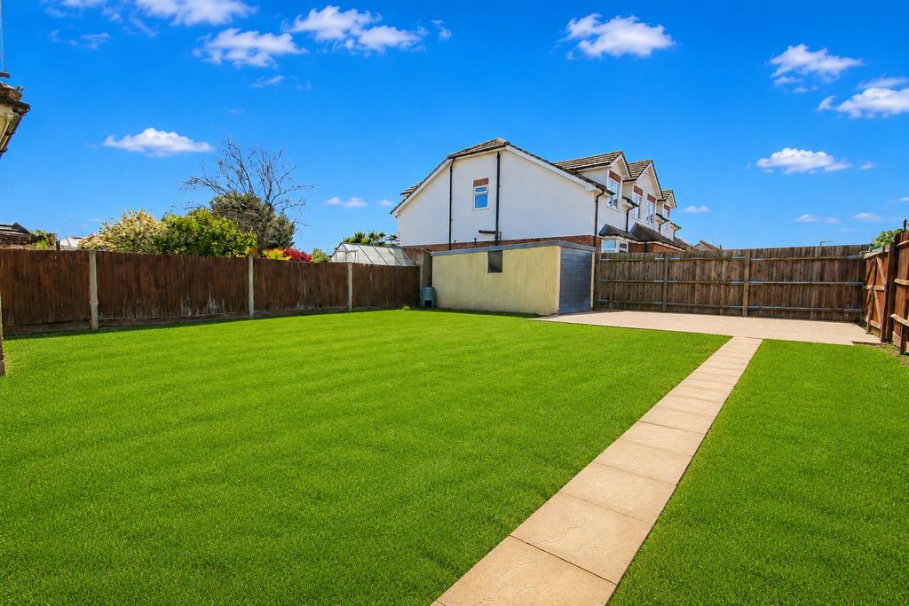 Property photo 3 of 16 3.Png