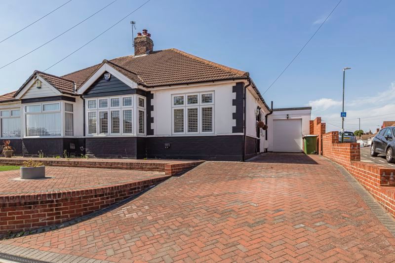 Property photo 1 of 14 External