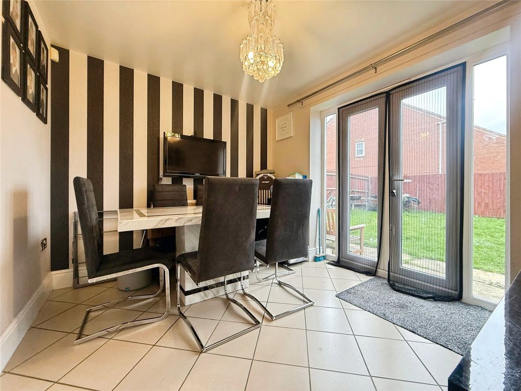 Property photo 3 of 15 Picture 3