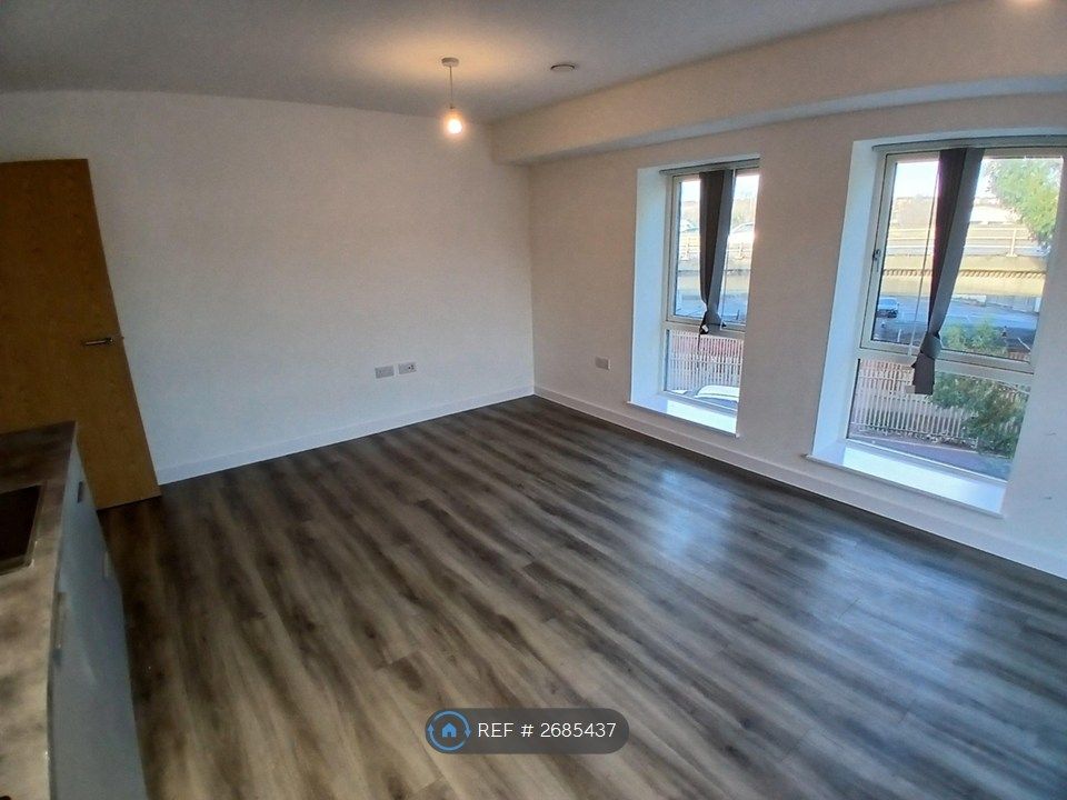 Property photo 3 of 10 Open Plan Living