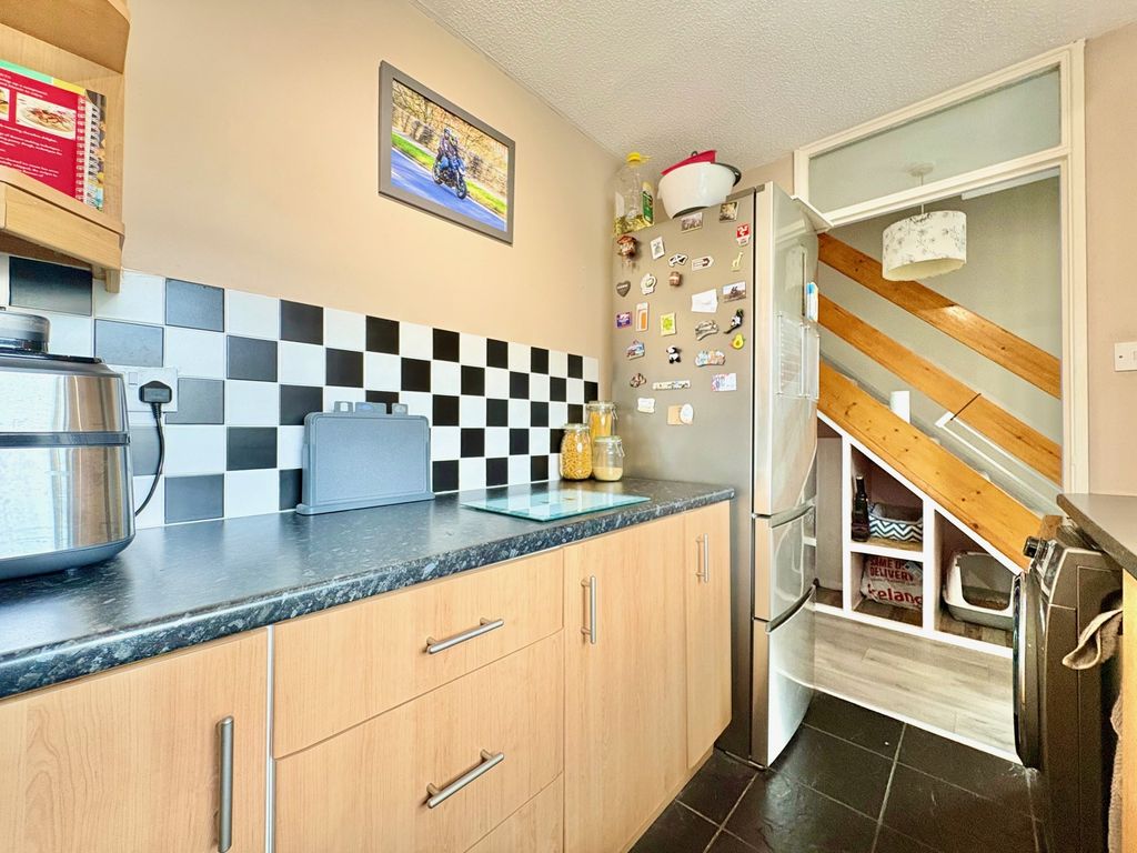Property photo 3 of 19