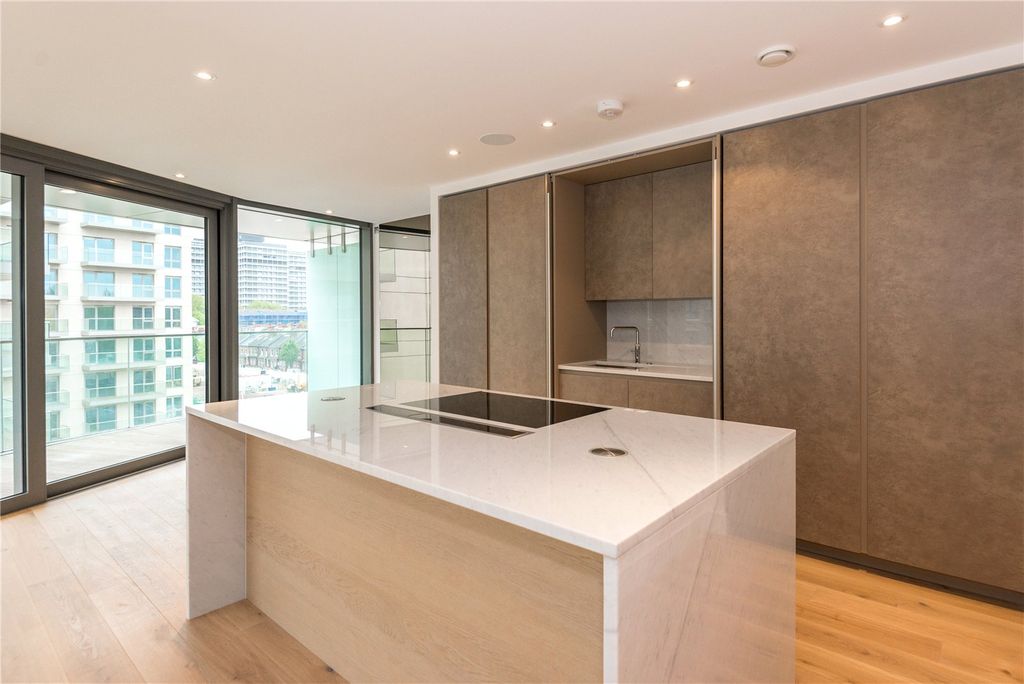 Property photo 2 of 10 Picture No. 03