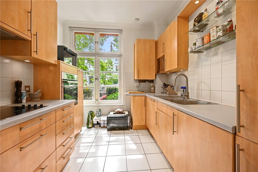 Property photo 2 of 5 Picture No. 31