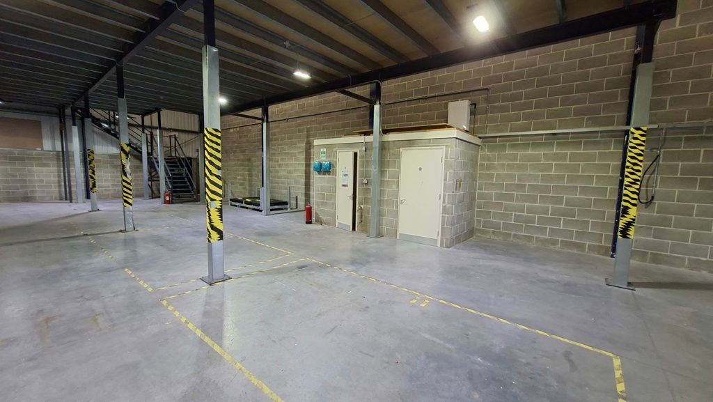 Property photo 2 of 7 Photo 4