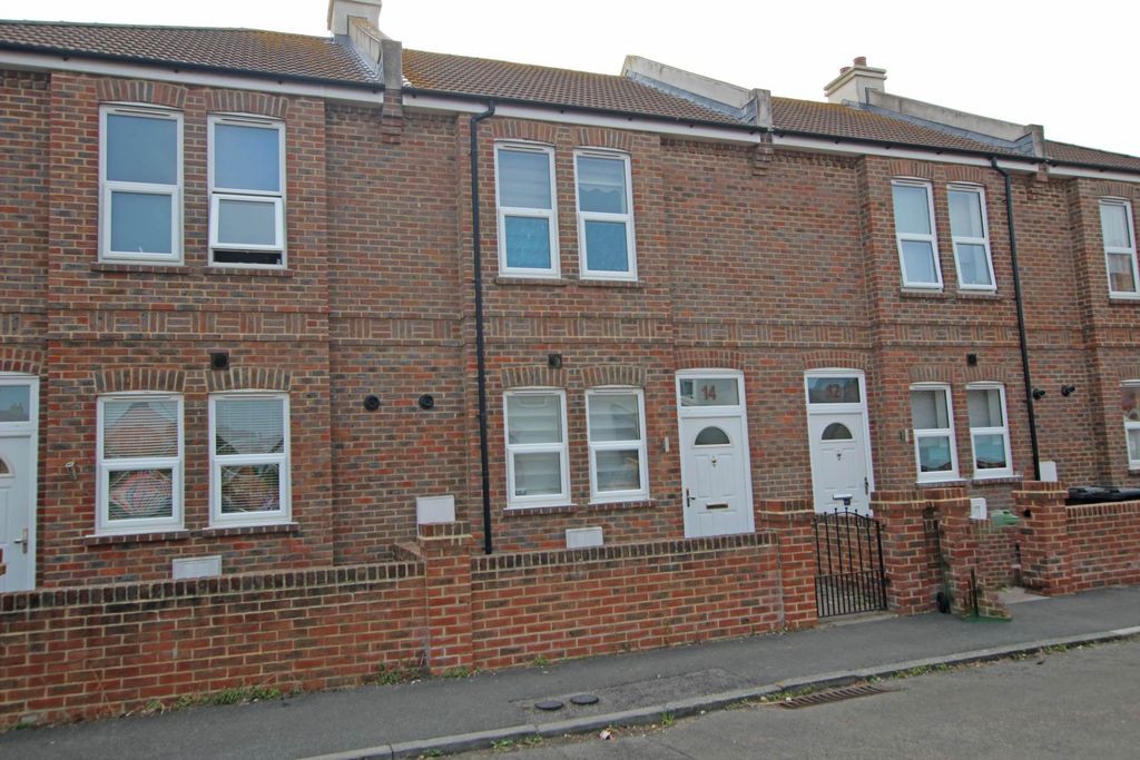 Property photo 1 of 12